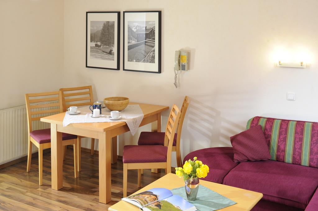 Antares Am See Maurach  Room photo